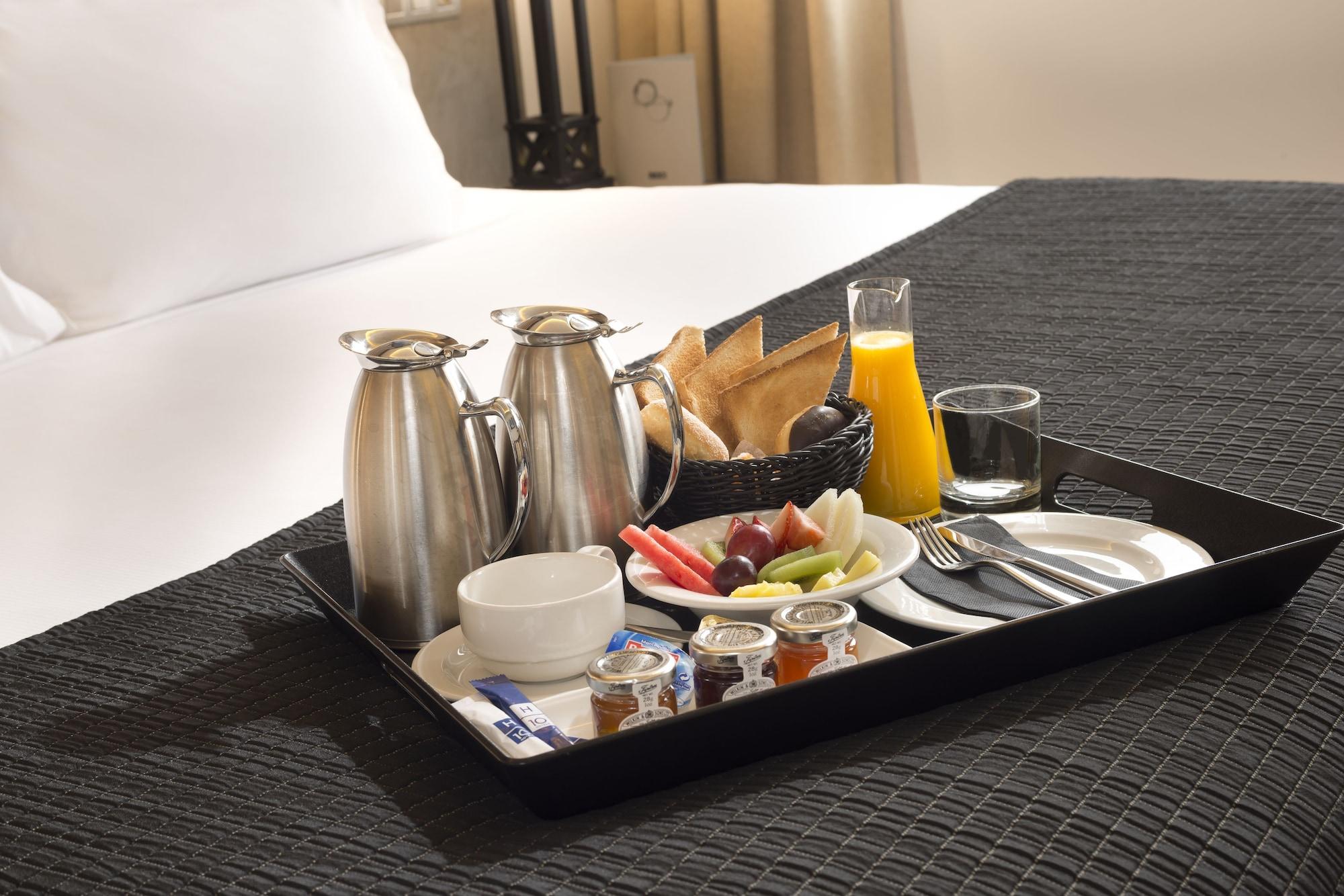 H10 Tribeca Hotel Madrid Bagian luar foto