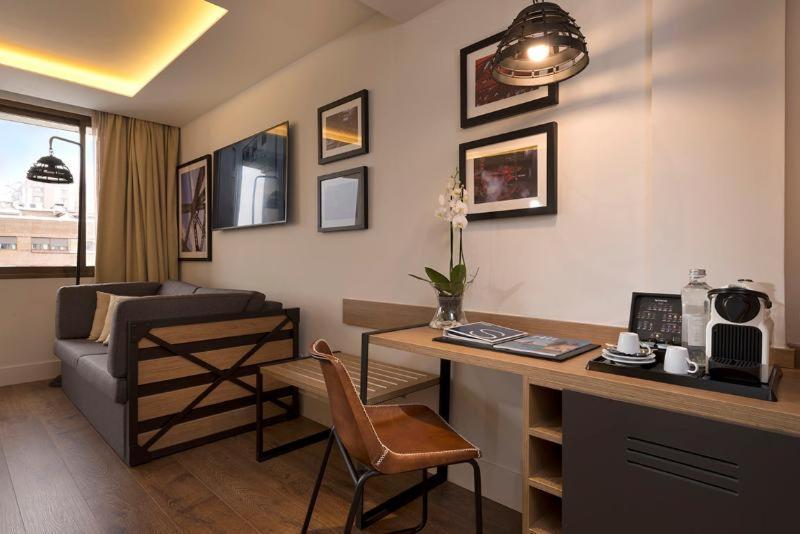 H10 Tribeca Hotel Madrid Ruang foto